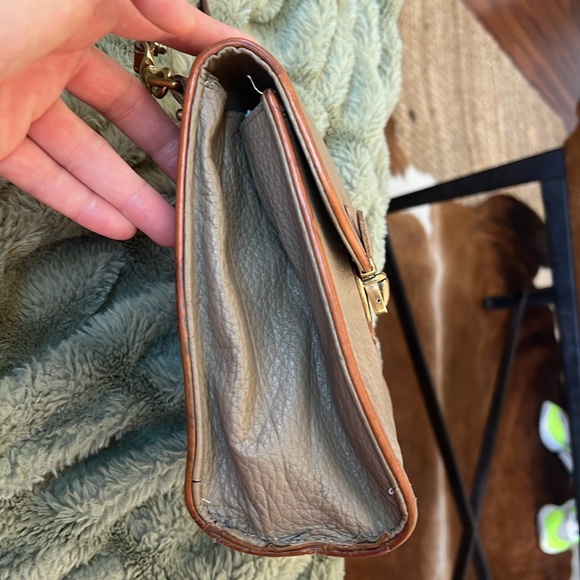 Vintage Dooney and Bourke Bag - Picture 5 of 12